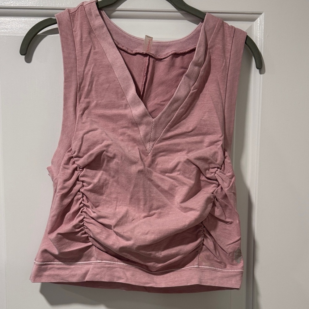 FP Movement by Free People (2piece!) Dusty Rose Ruched V-Neck Workout Set